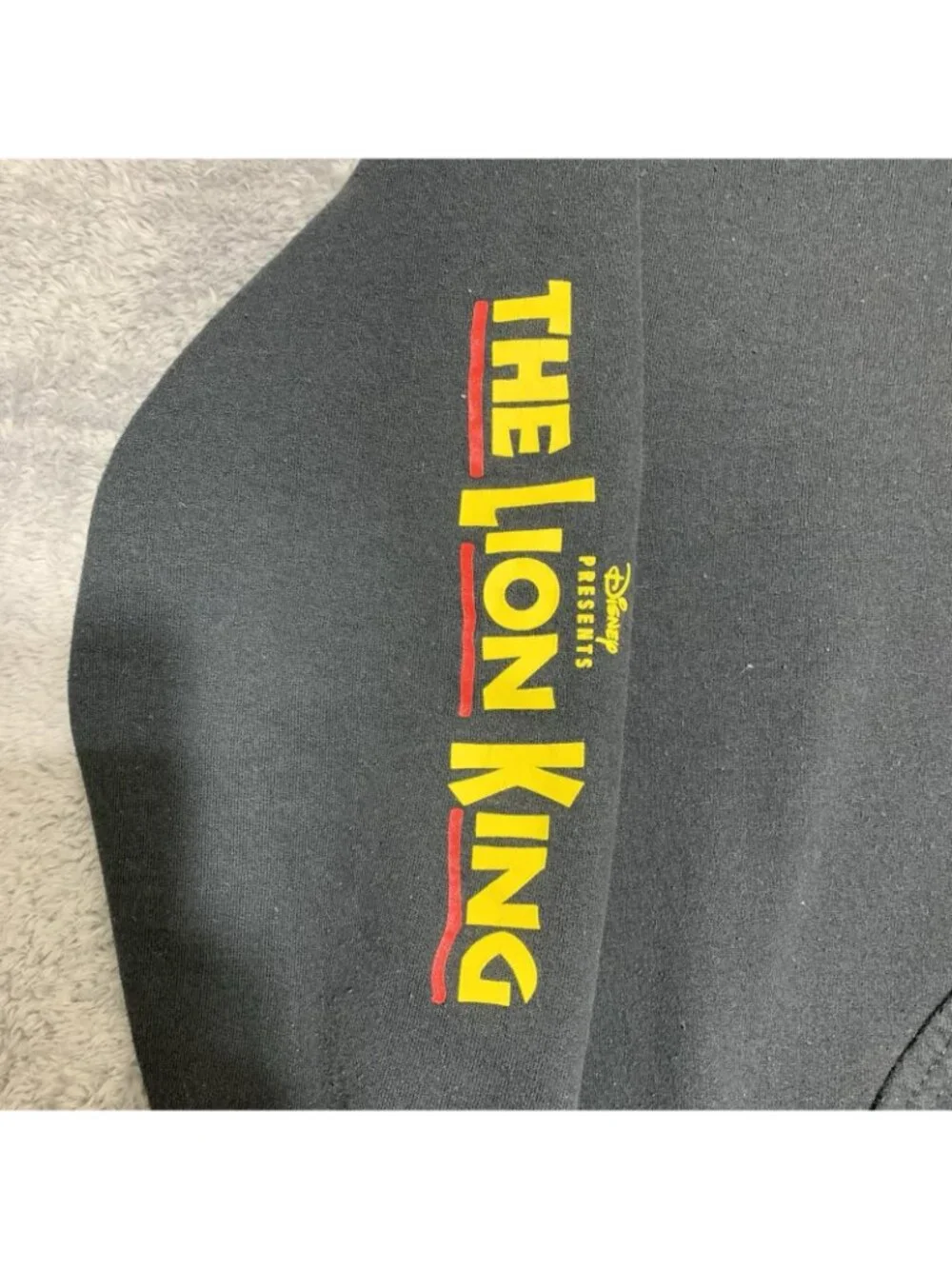 Disney Lion King Hoodie Broadway Musical Sweatshirt Logo Graphic Novelty M